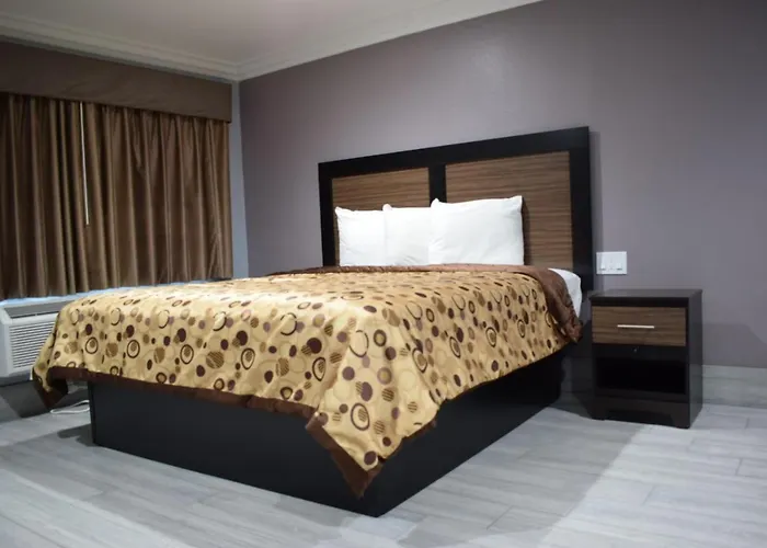 Willow Tree Inn & Suites